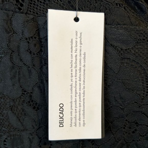 Guess. Delicate floral lace long sleeve dress. - Picture 3 of 4